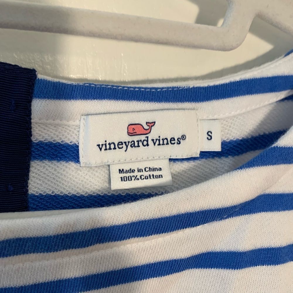 Vineyard vines EUC blue/white striped lightweight sweatshirt Size small - Picture 2 of 5